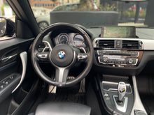 Cargar imagen en el visor de la galería, BMW M240I Cabriolet Modelo 2021
