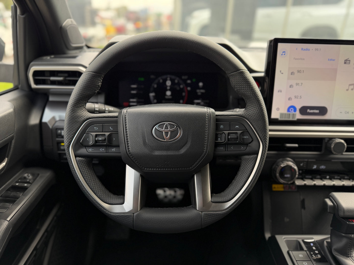 Toyota Tacoma TRD Sport Modelo 2025 - Autos 93