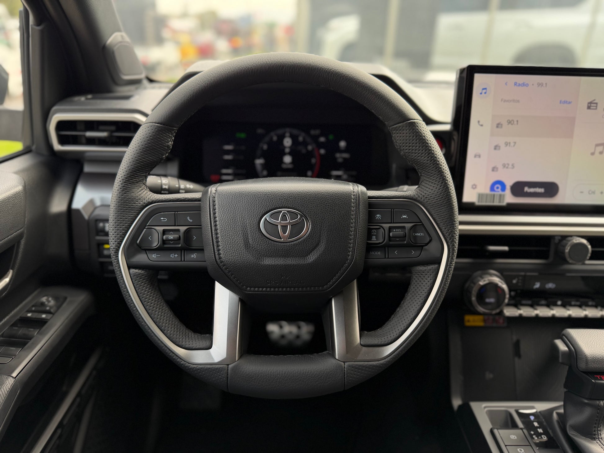 Toyota Tacoma TRD Sport Modelo 2025 - Autos 93