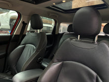 Cargar imagen en el visor de la galería, Mini Cooper S Countryman Modelo 2020
