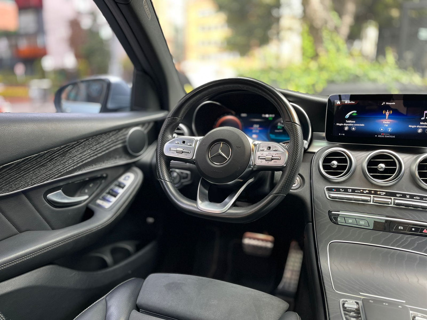 Mercedes-Benz GLC 300e 4MATIC Modelo 2022