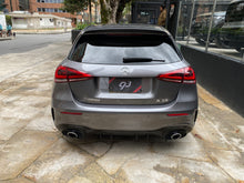 Cargar imagen en el visor de la galería, Mercedes-Benz AMG A35 4MATIC Modelo 2022
