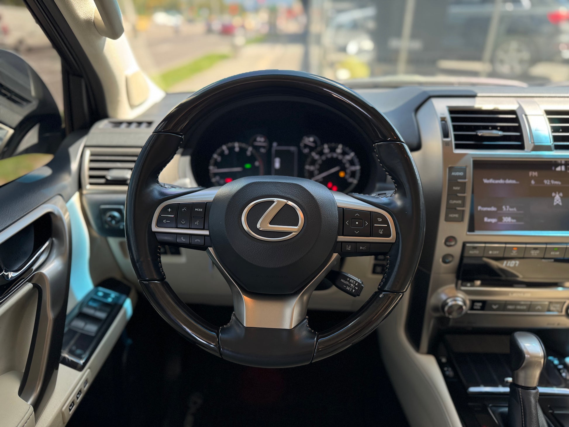 Lexus GX460 Modelo 2020 - Autos 93