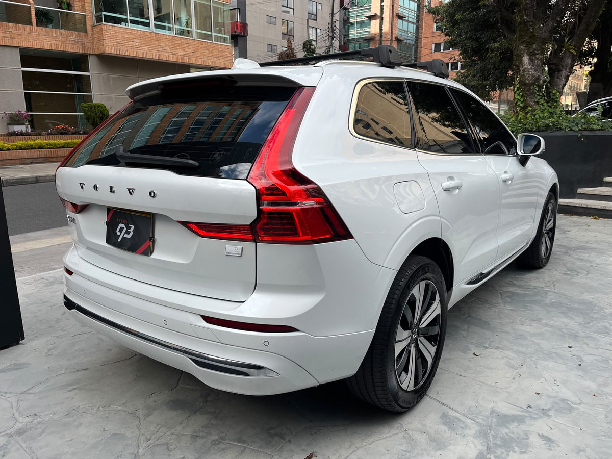 Volvo XC60 T8 Híbrida Enchufable Modelo 2024