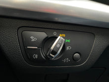 Cargar imagen en el visor de la galería, Audi Q5 Sportback Híbrida Modelo 2023
