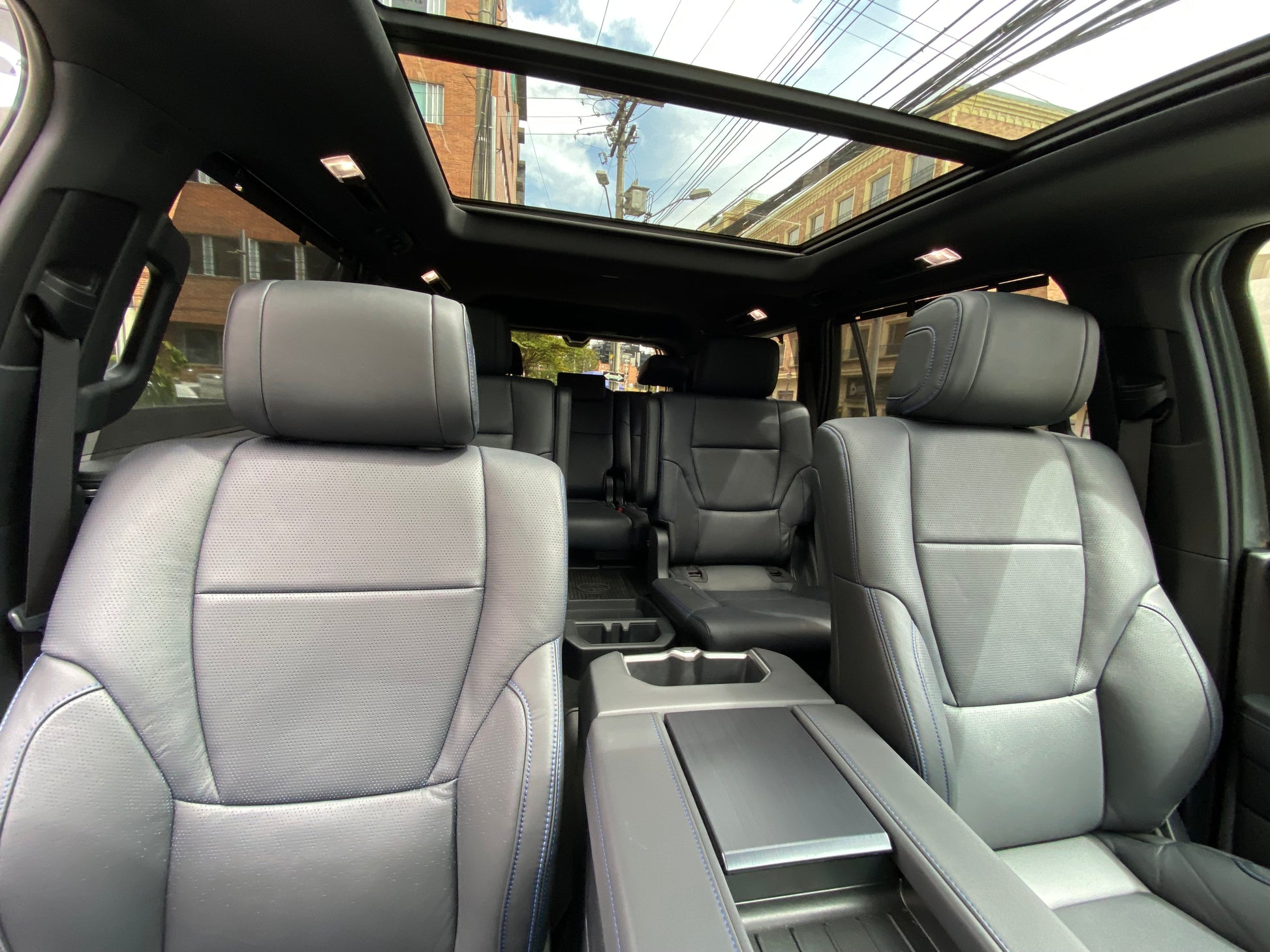 Toyota Sequoia Platinum Hibrida Modelo 2026 (IMPORTACIÓN) - Autos 93