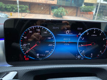 Cargar imagen en el visor de la galería, Mercedes-Benz CLA 200 Modelo 2023
