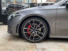 Cargar imagen en el visor de la galería, Mercedes-Benz AMG A35 4MATIC Modelo 2022
