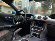 Cargar imagen en el visor de la galería, Ford Mustang GT Modelo 2023
