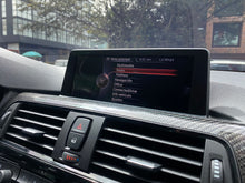 Cargar imagen en el visor de la galería, BMW M3 Sedán Modelo 2015
