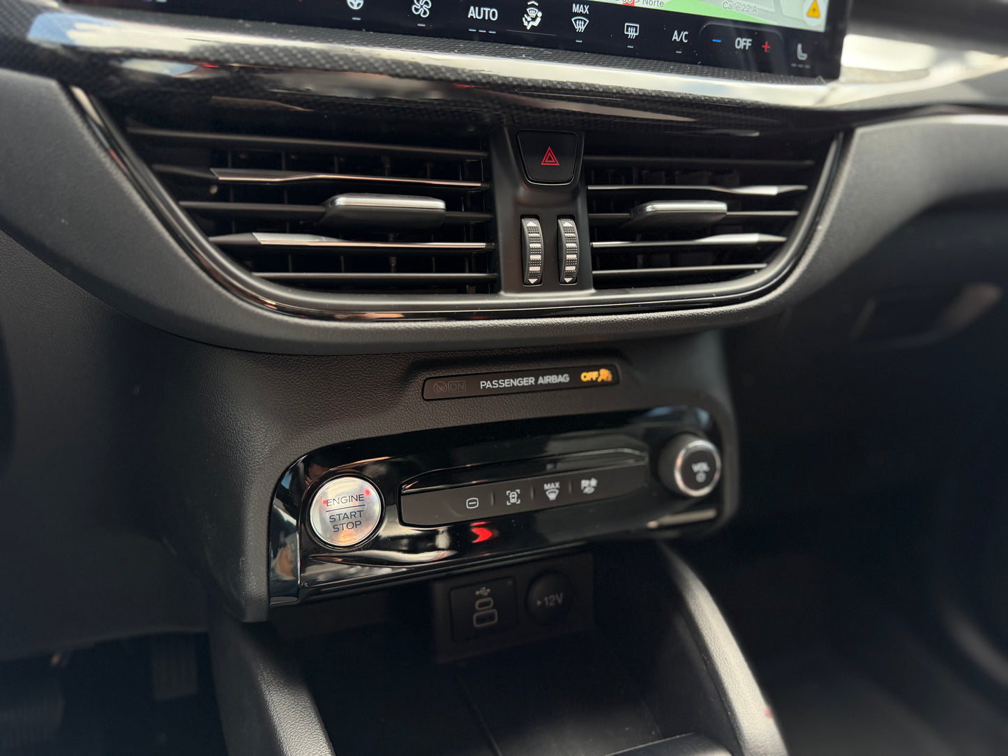 Ford Escape ST-Line Hybrid Modelo 2025 - Autos 93