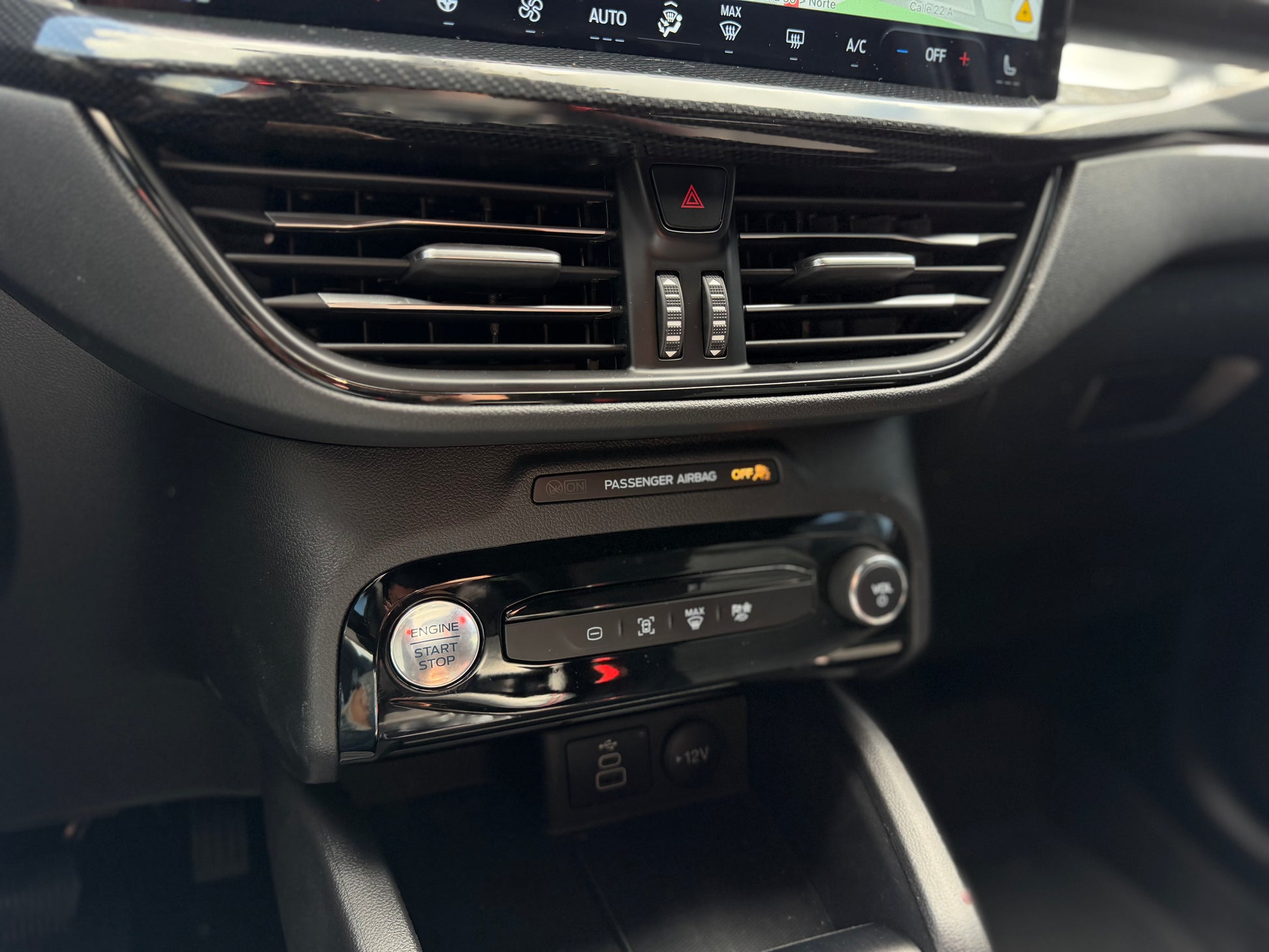 Ford Escape ST-Line Hybrid Modelo 2025 - Autos 93