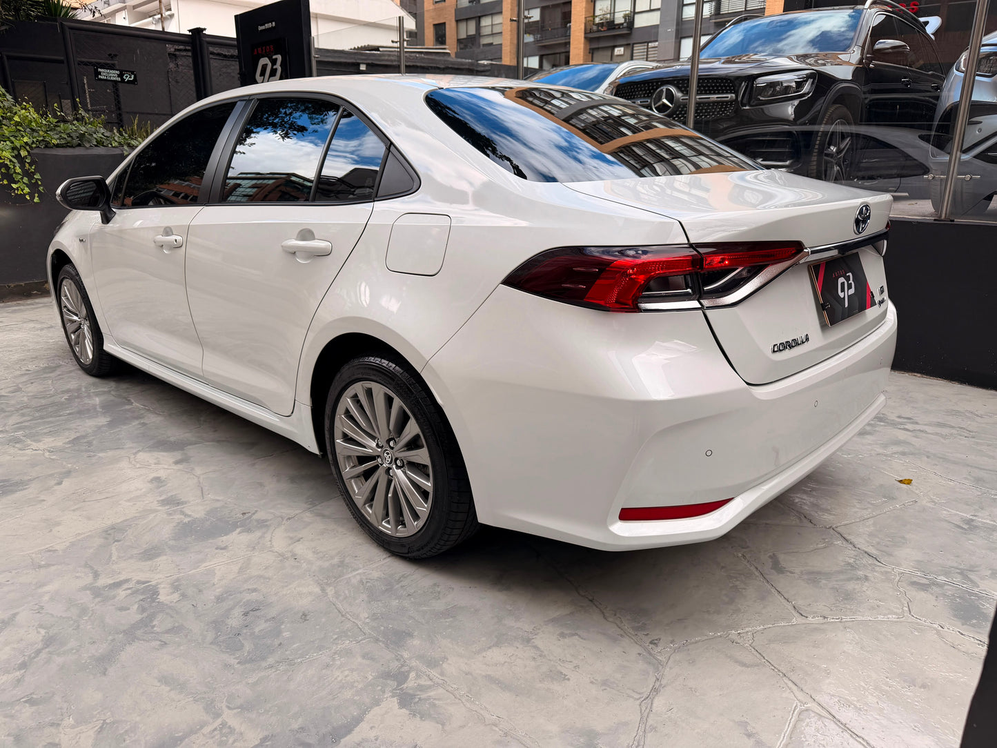 Toyota Corolla XEi Hybrid Modelo 2025