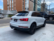 Cargar imagen en el visor de la galería, Audi Q3 S-line Black Edition Modelo 2018
