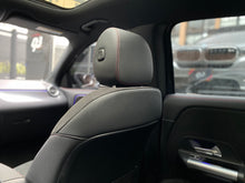 Cargar imagen en el visor de la galería, Mercedes-Benz GLA 250 4MATIC Hibrida Modelo 2025

