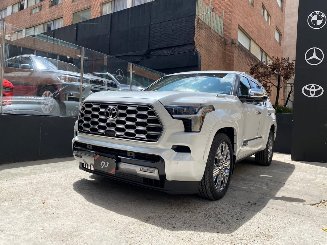 Toyota Sequoia Capstone Hibrida Modelo 2025