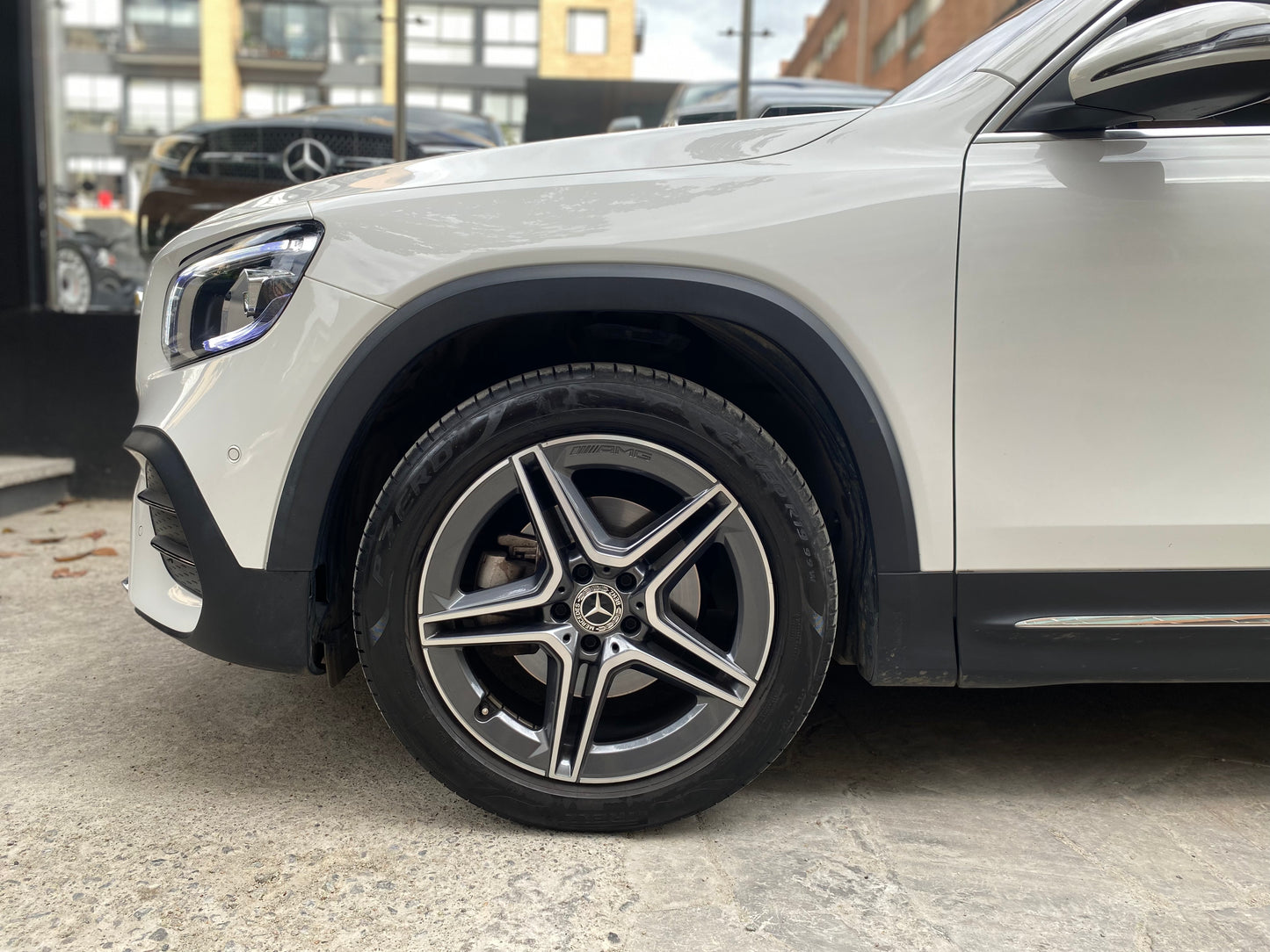 Mercedes-Benz GLB 200 Modelo 2023 - Autos 93
