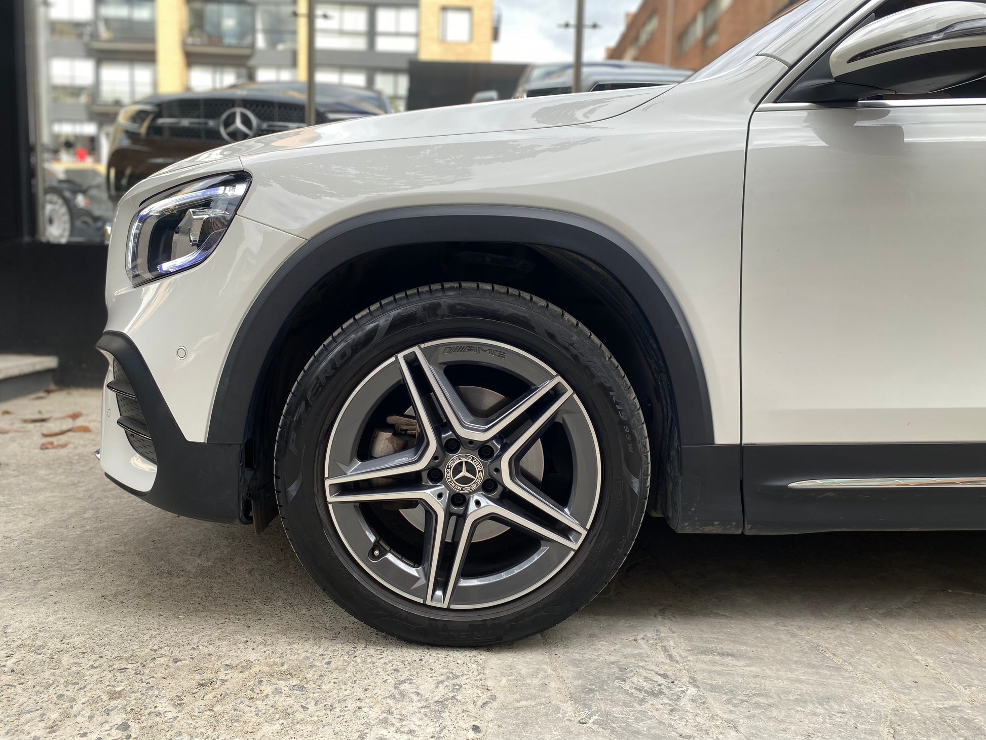 Mercedes-Benz GLB 200 Modelo 2023 - Autos 93