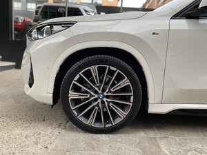 BMW IX1 xDrive30 Modelo 2025
