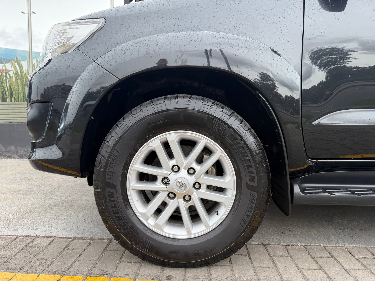 Toyota Fortuner SR5 Urbana Modelo 2012