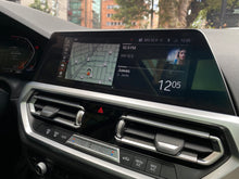 Cargar imagen en el visor de la galería, BMW 330I Modelo 2019
