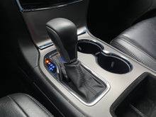 Cargar imagen en el visor de la galería, Jeep Grand Cherokee Laredo Modelo 2019
