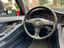 Cargar imagen en el visor de la galería, BMW 850i Modelo 1992
