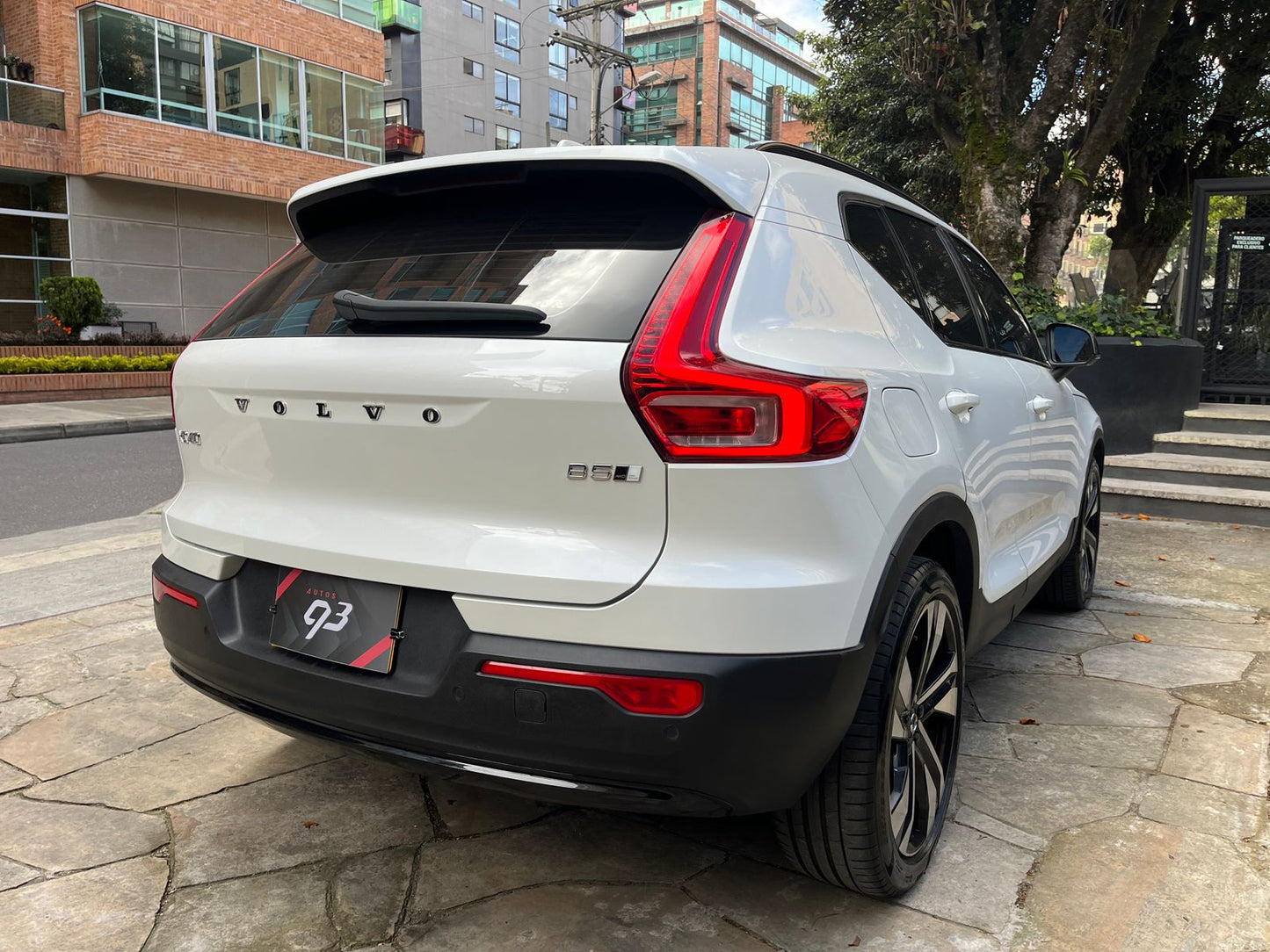 Volvo XC40 B5 Polestar Modelo 2023 - Autos 93