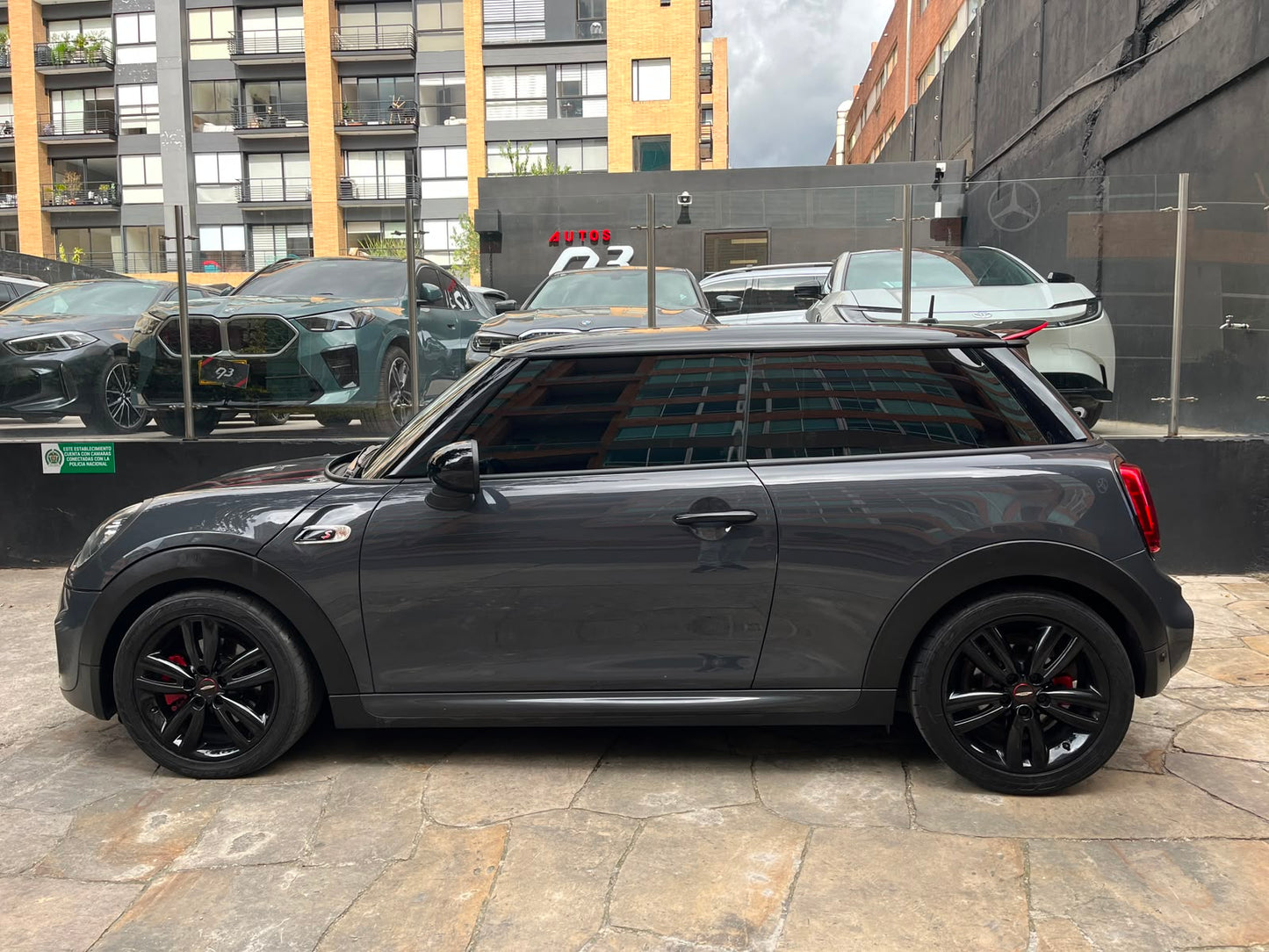 MINI Cooper S Modelo 2019 JCW Style