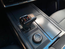 Cargar imagen en el visor de la galería, GMC Hummer EV 3X Modelo 2024
