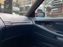 Cargar imagen en el visor de la galería, BMW 850i Modelo 1992
