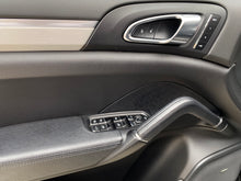 Cargar imagen en el visor de la galería, Porsche Cayenne S Modelo 2017
