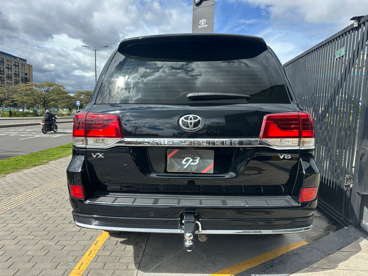 Toyota Land Cruiser 200 VX V8 Executive Lounge modelo 2017 - Autos 93