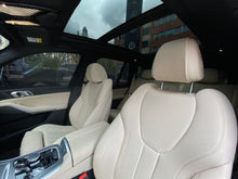 Cargar imagen en el visor de la galería, BMW X5 xDrive45E Modelo 2020
