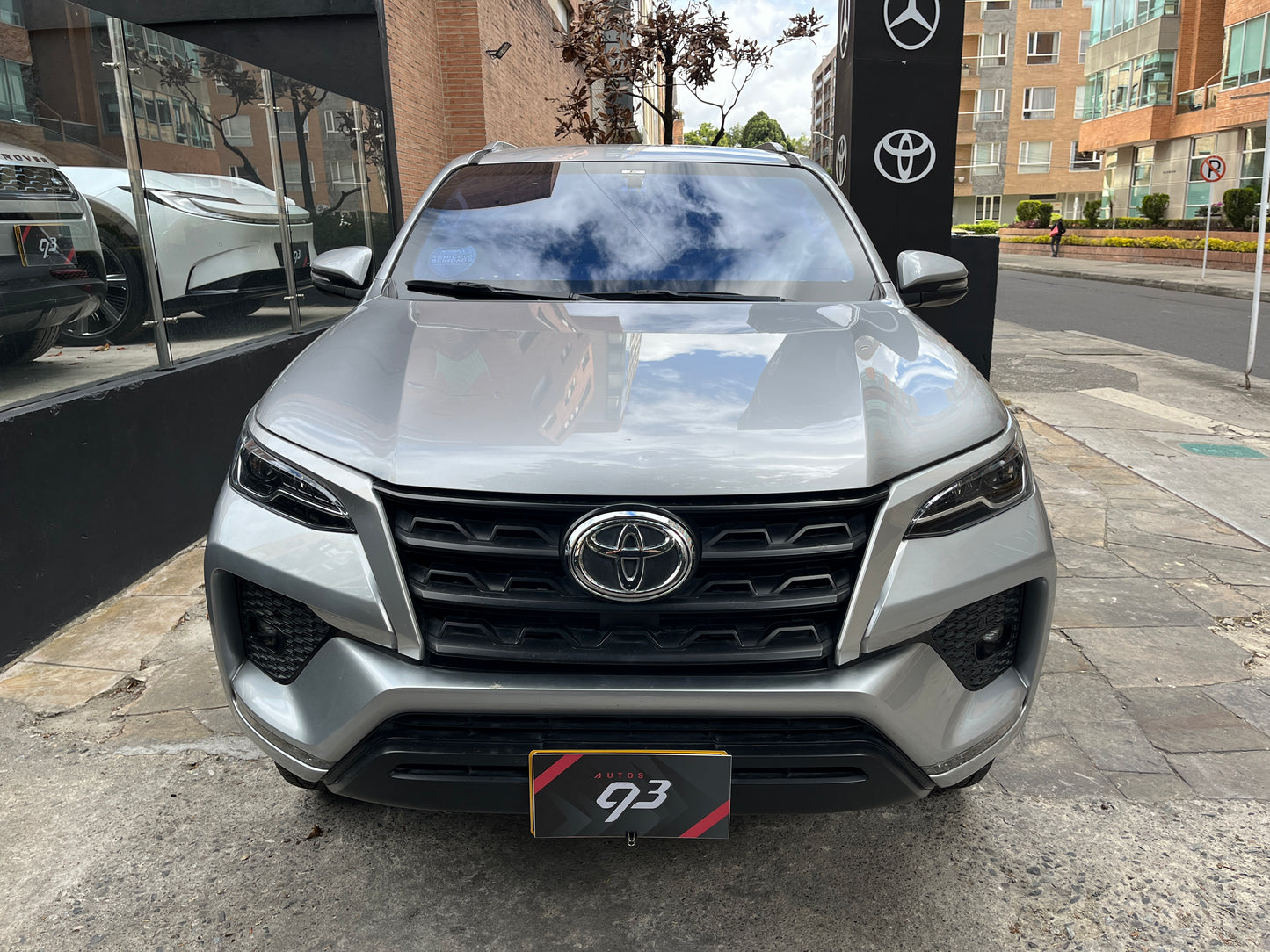 Toyota Fortuner SR 4x4 2.8 Diésel Blindada Modelo 2023