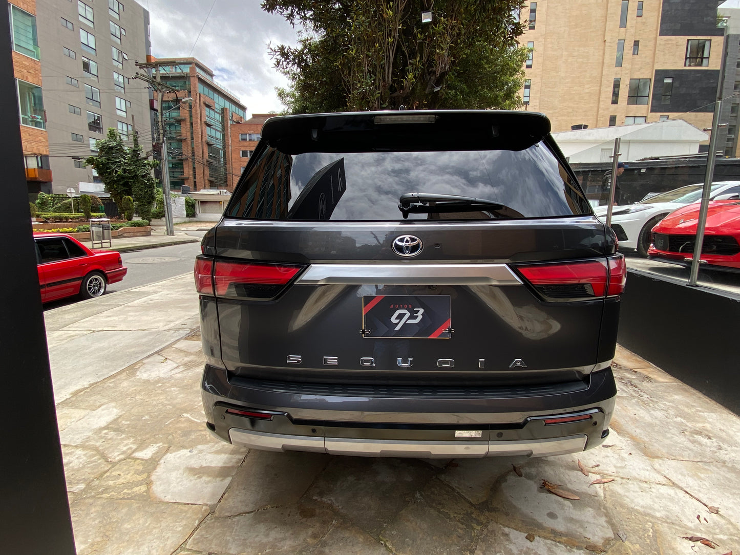 Toyota Sequoia Capstone Hibrida Modelo 2026 (IMPORTACIÓN) - Autos 93