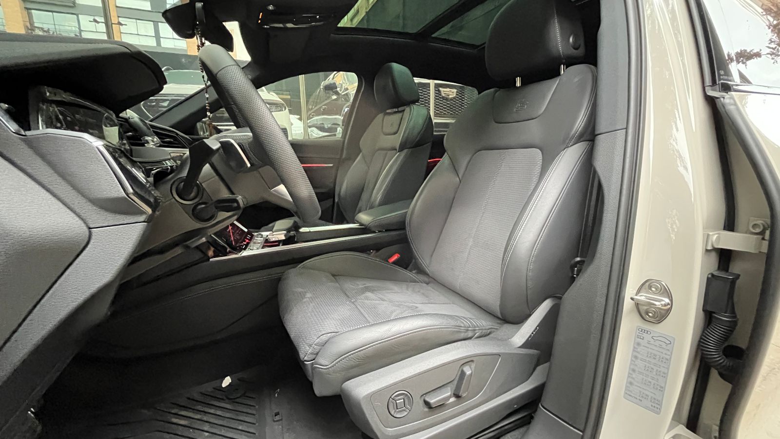 Audi Q8 e-tron Modelo 2024 - Autos 93