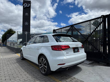 Cargar imagen en el visor de la galería, Audi A3 Sportback Modelo 2019
