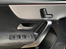 Cargar imagen en el visor de la galería, Mercedes-Benz AMG A35 4MATIC Modelo 2022
