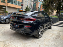 Cargar imagen en el visor de la galería, BMW X6 M50I Modelo 2023
