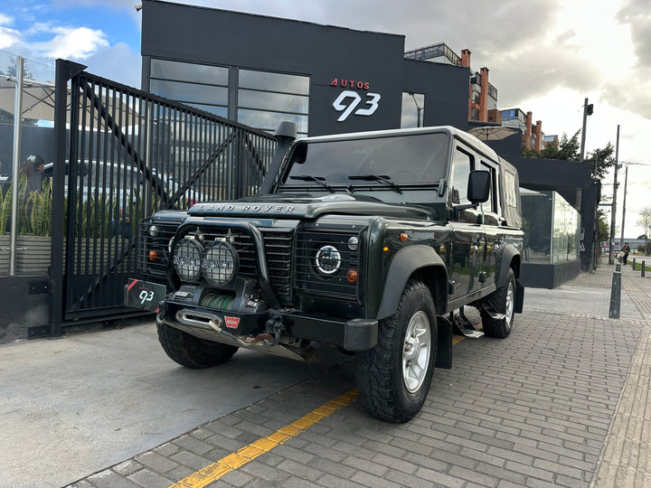 Land Rover Defender HCPU Modelo 2008