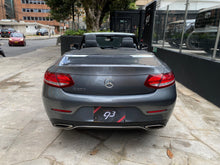 Cargar imagen en el visor de la galería, Mercedes-Benz C200 Cabriolet Modelo 2017
