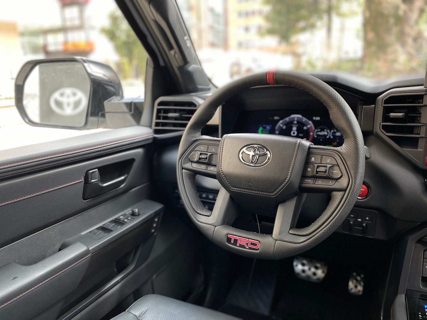 Toyota Sequoia TRD PRO Hibrida Modelo 2025