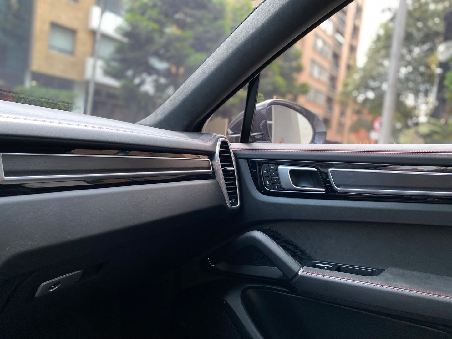 Porsche Cayenne GTS Coupé Modelo 2022 - Autos 93