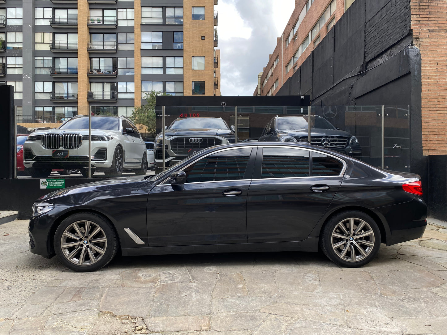 BMW 520I Modelo 2018 - Autos 93