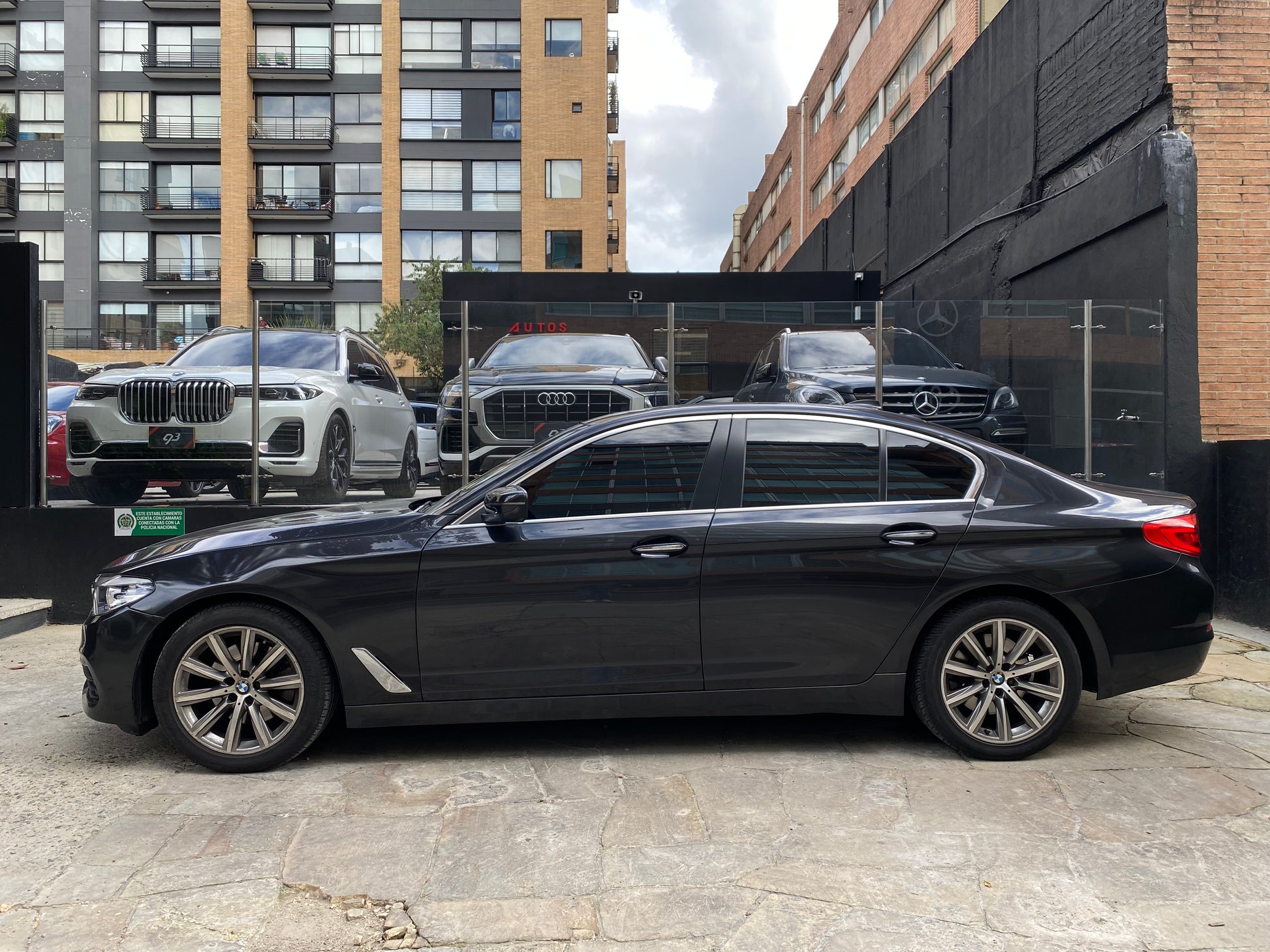 BMW 520I Modelo 2018 - Autos 93