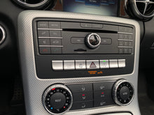 Cargar imagen en el visor de la galería, Mercedes-Benz SLC 200 Modelo 2019
