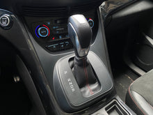 Cargar imagen en el visor de la galería, Ford Escape ST Line Modelo 2020
