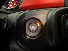 Cargar imagen en el visor de la galería, Jeep Wrangler Rubicon Modelo 2022
