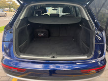 Cargar imagen en el visor de la galería, Audi Q5 45TFSI QUATTRO
